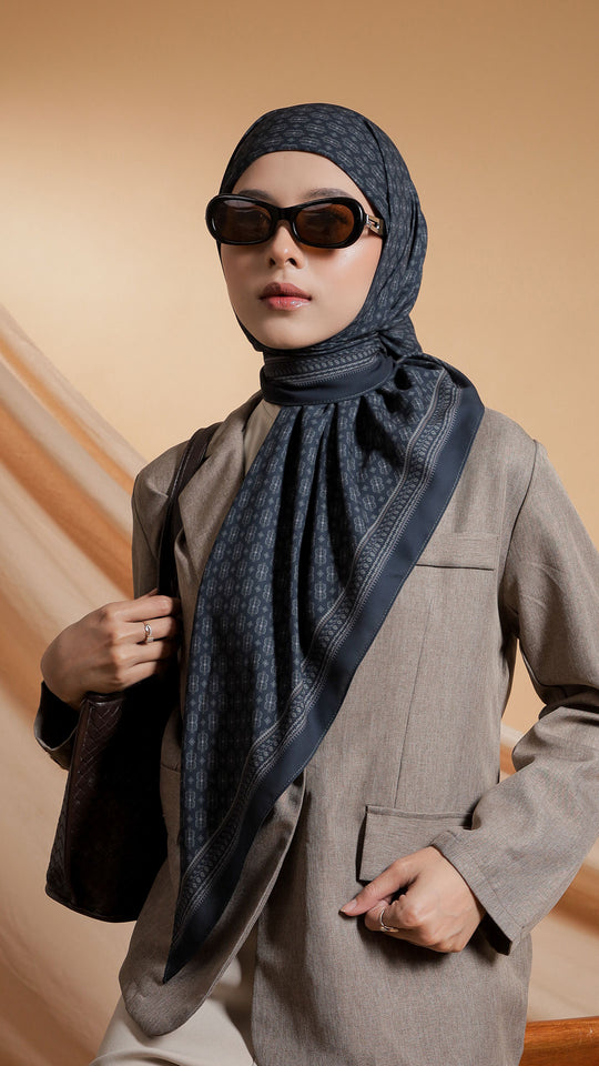 She Means Business - Deadline | Printed Chiffon Tri-Ezy