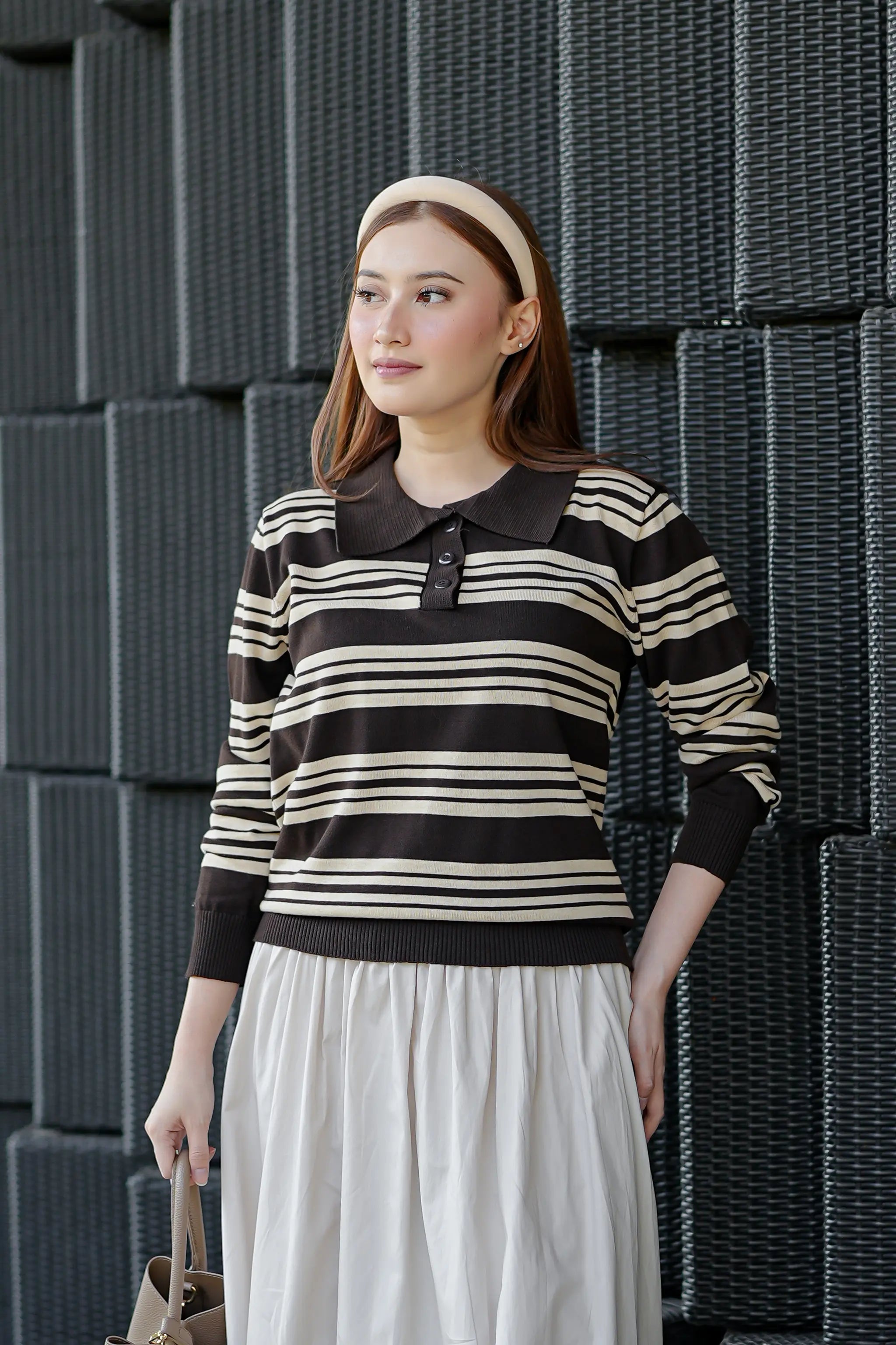 Avery Striped Sweatshirt in Brown Beige