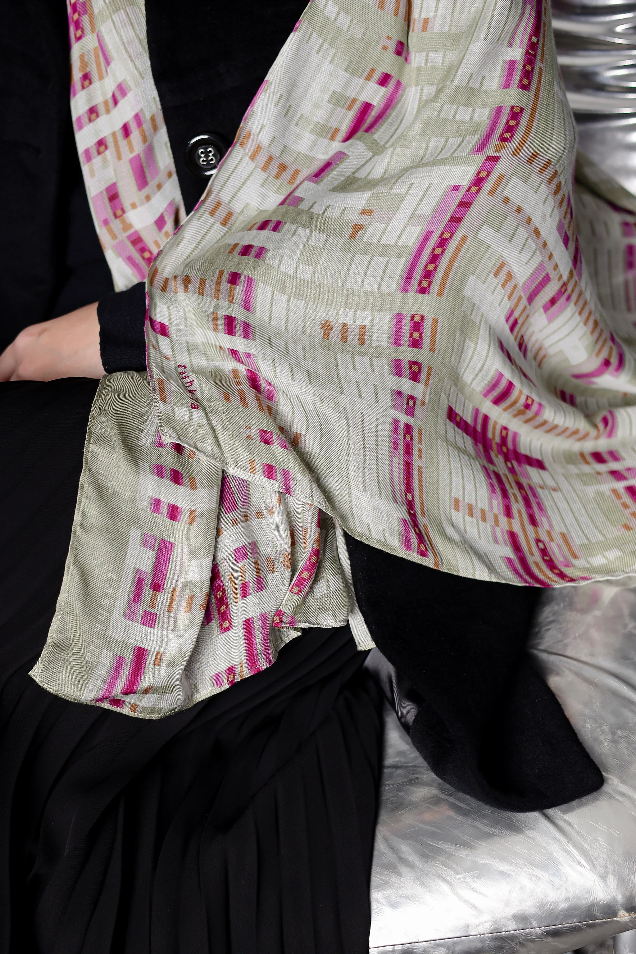 Matrix Theory in Source | Modal Shawl