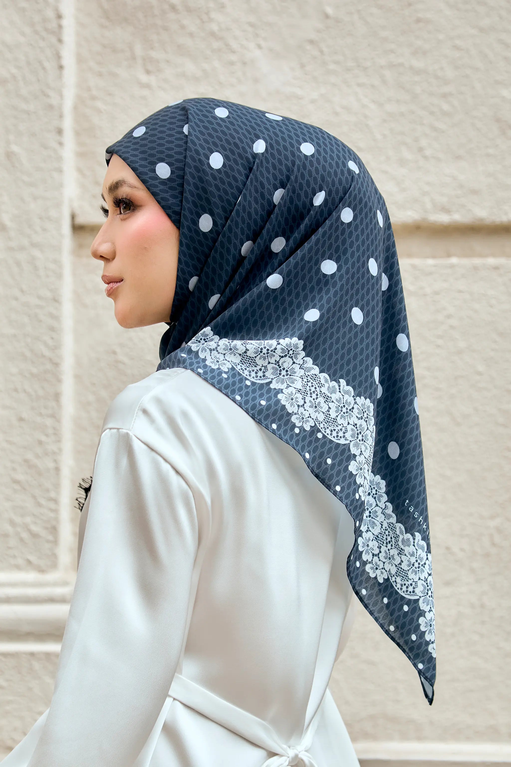 Between The Lace in Midnight | Printed Chiffon Tri-Ezy