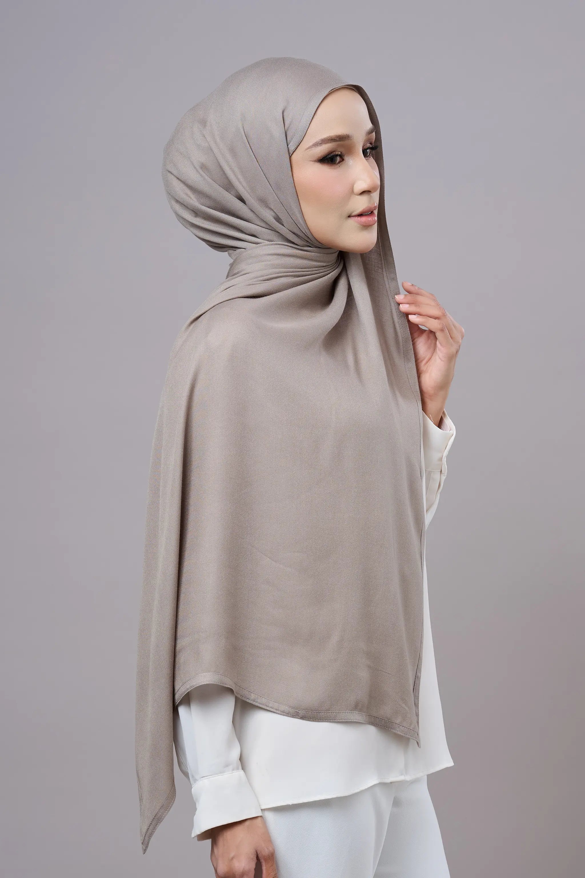 Baesic Modal Shawl in Gray