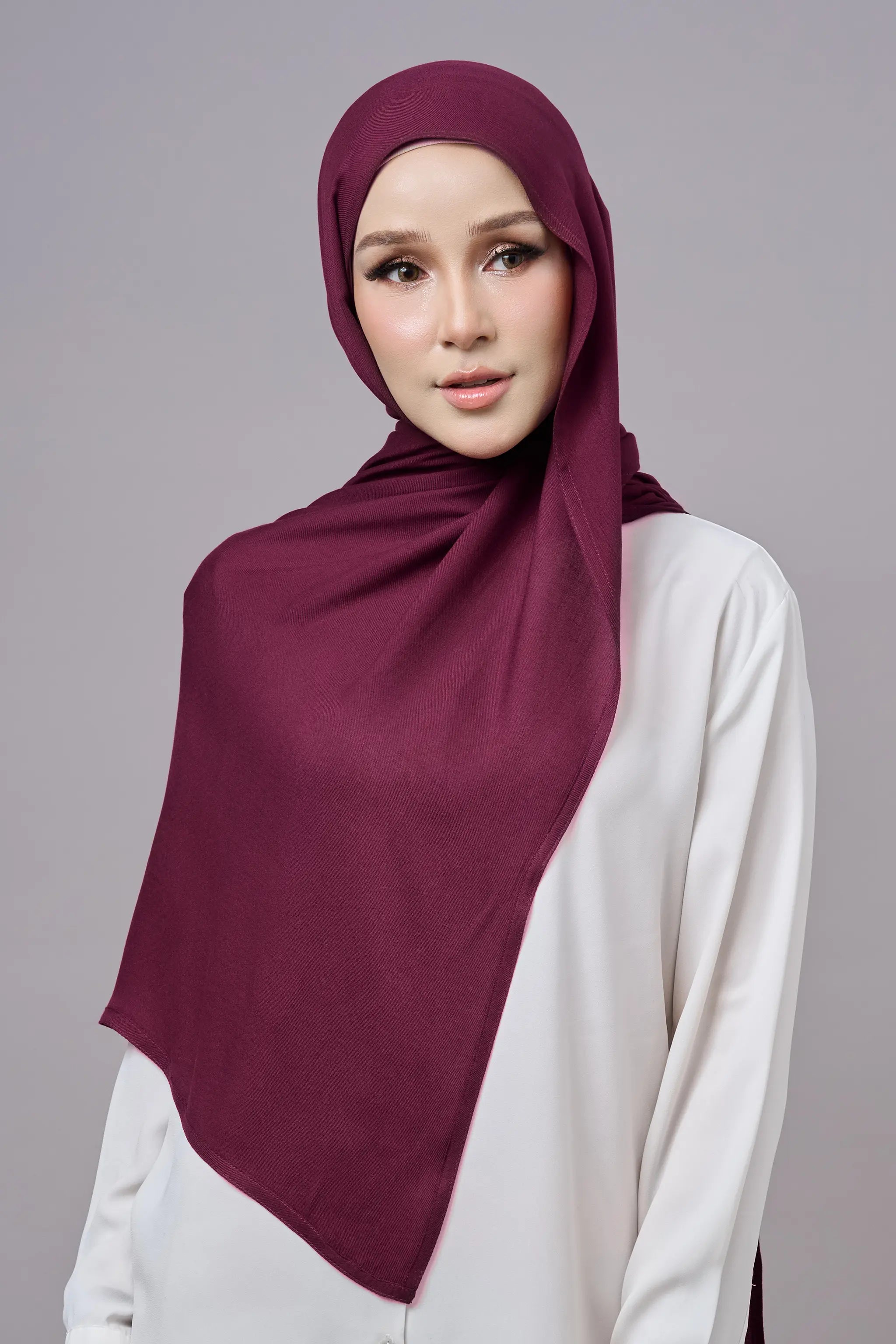 Baesic Modal Shawl in Maroon