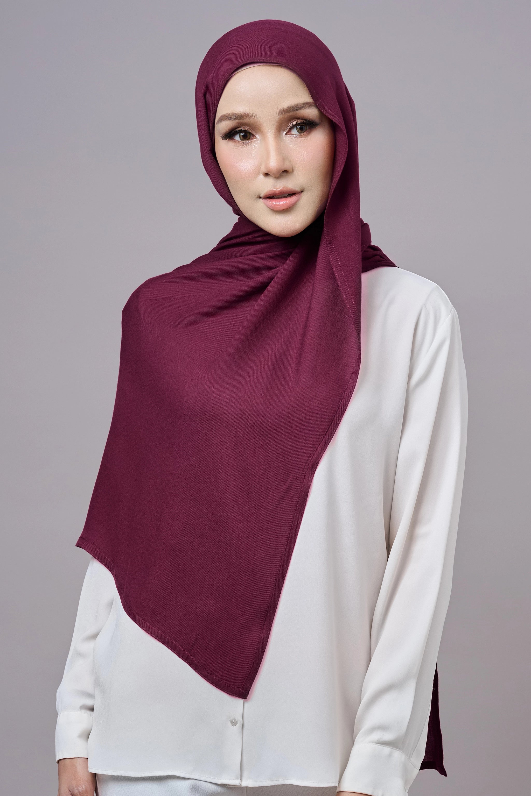 Baesic Modal Shawl in Maroon