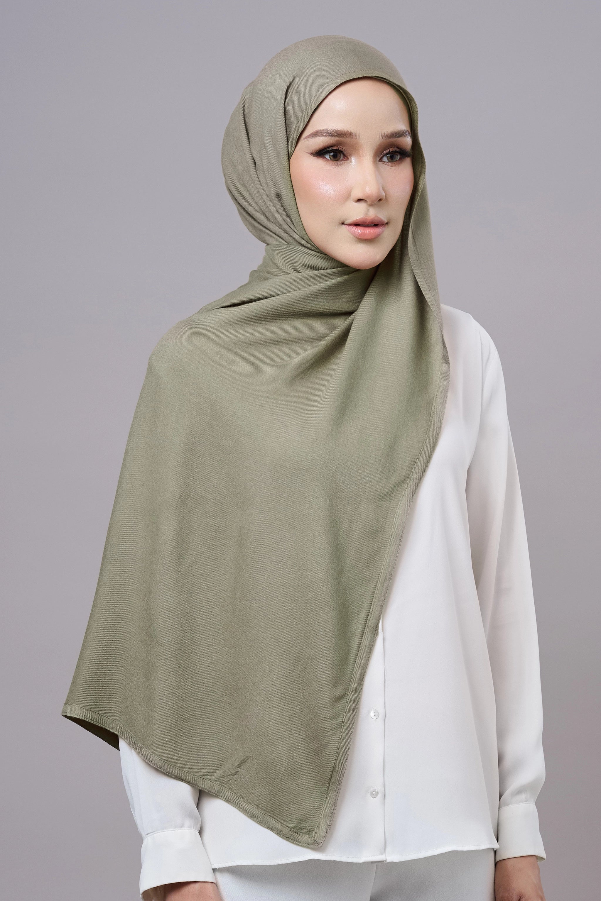 Baesic Modal Shawl in Olive