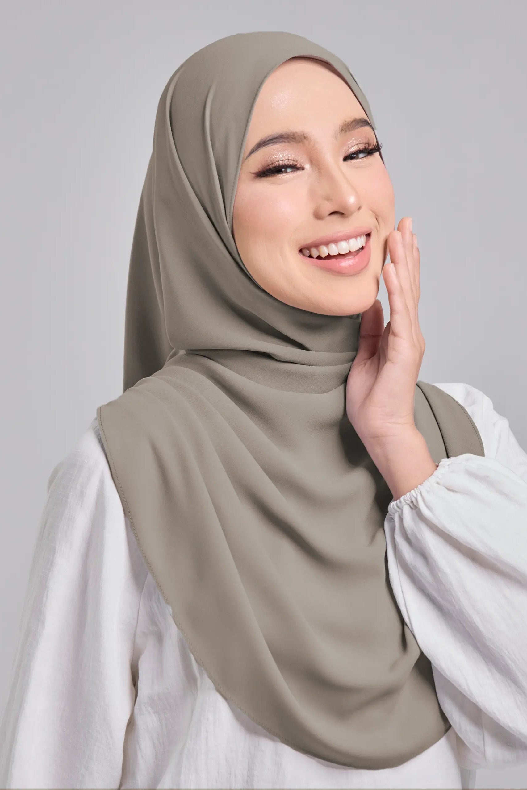 Clara Ezy Instant in Sandstone