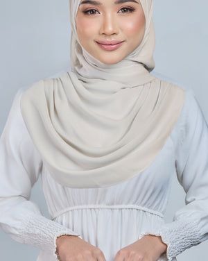 Baesic Premium Chiffon Shawl in Gardenia