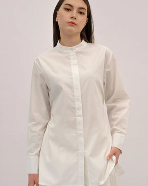 Signature Cotton Poplin Shirt with Mandarin Collar in Off White
