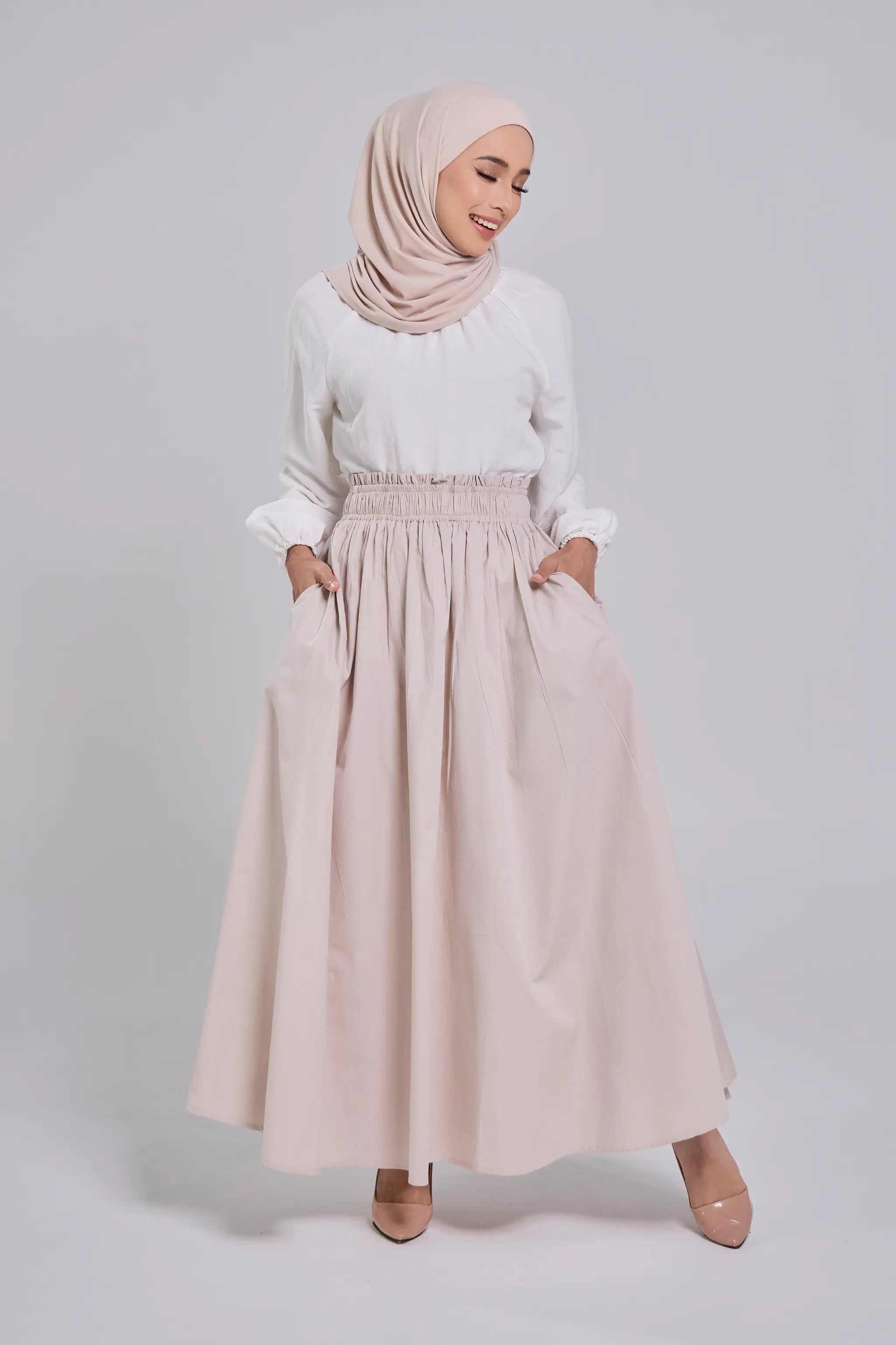 Lily Cotton Poplin Skirt in Beige