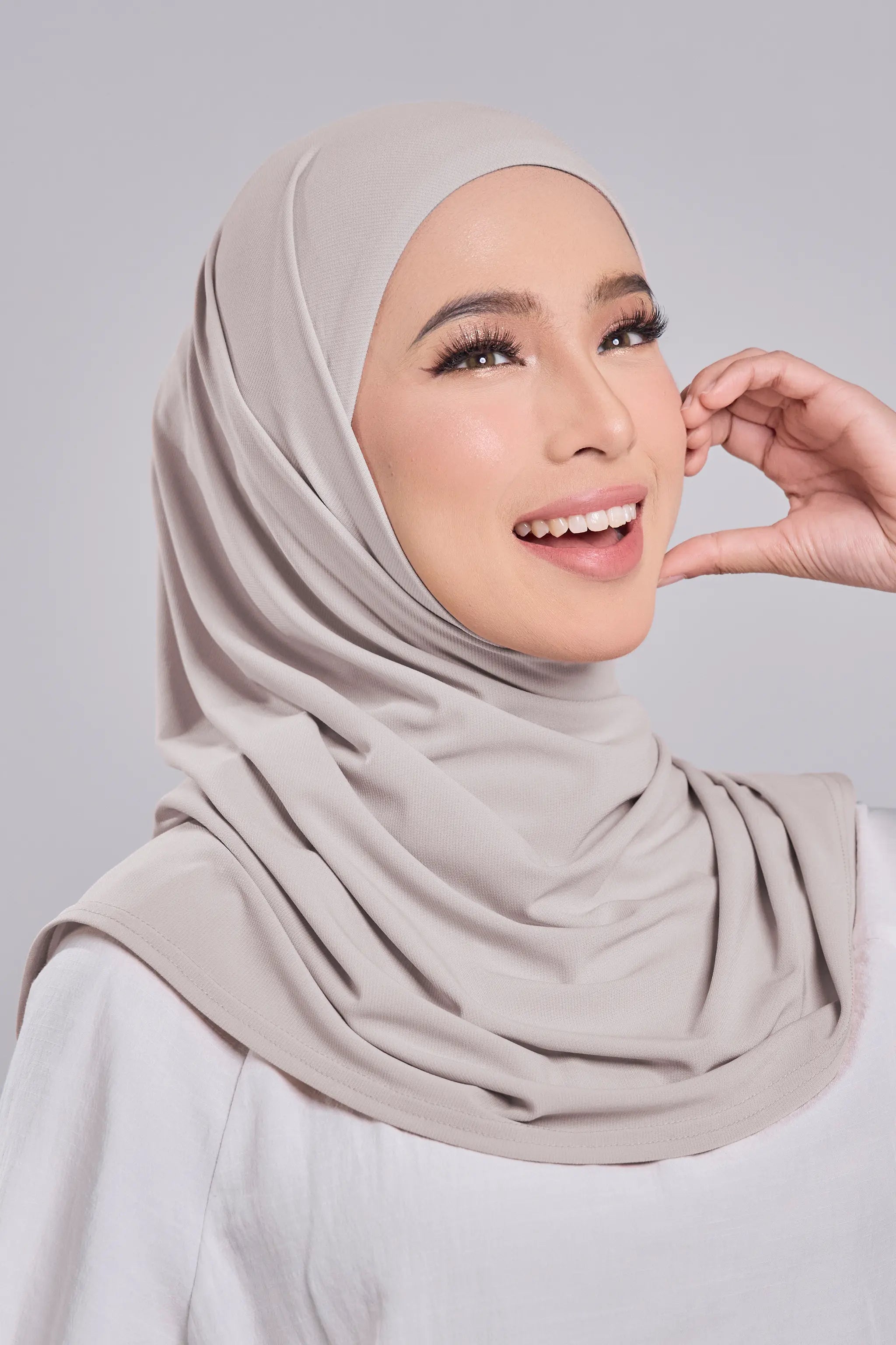 Maya Ezy Instant in Soft Beige