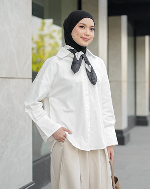 Relaxed Cotton Long Sleeved Shirt in White