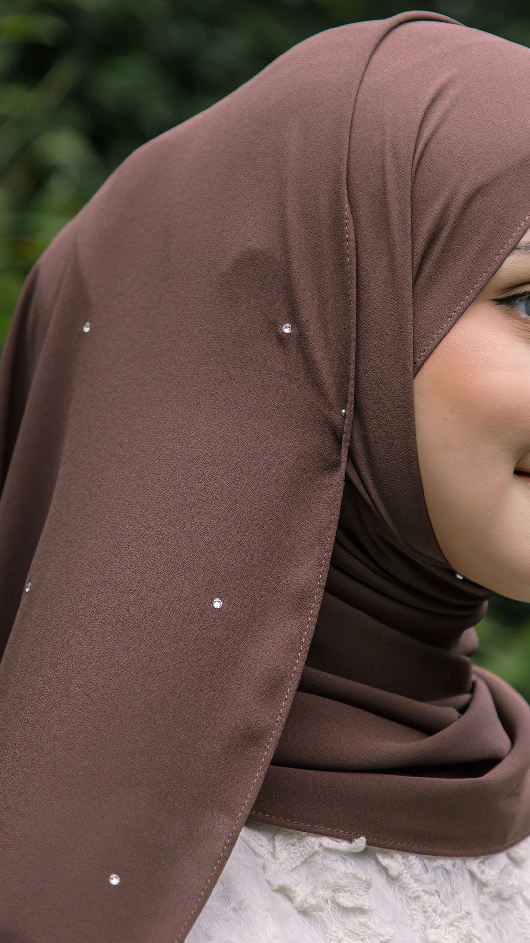 Sofia Shawl Swarovski in Chocolate