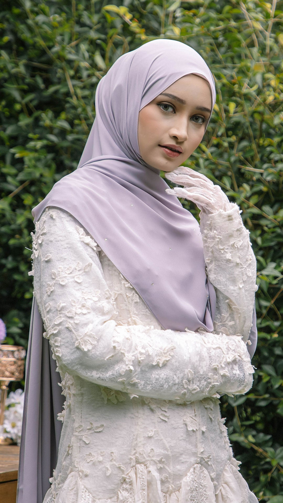 Sofia Shawl Swarovski in Ice Purple