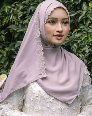 Baesic Sulam Melur Shawl in Biscuit Beige