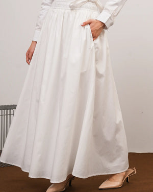 Signature Cotton Poplin Flow Skirt in Off White