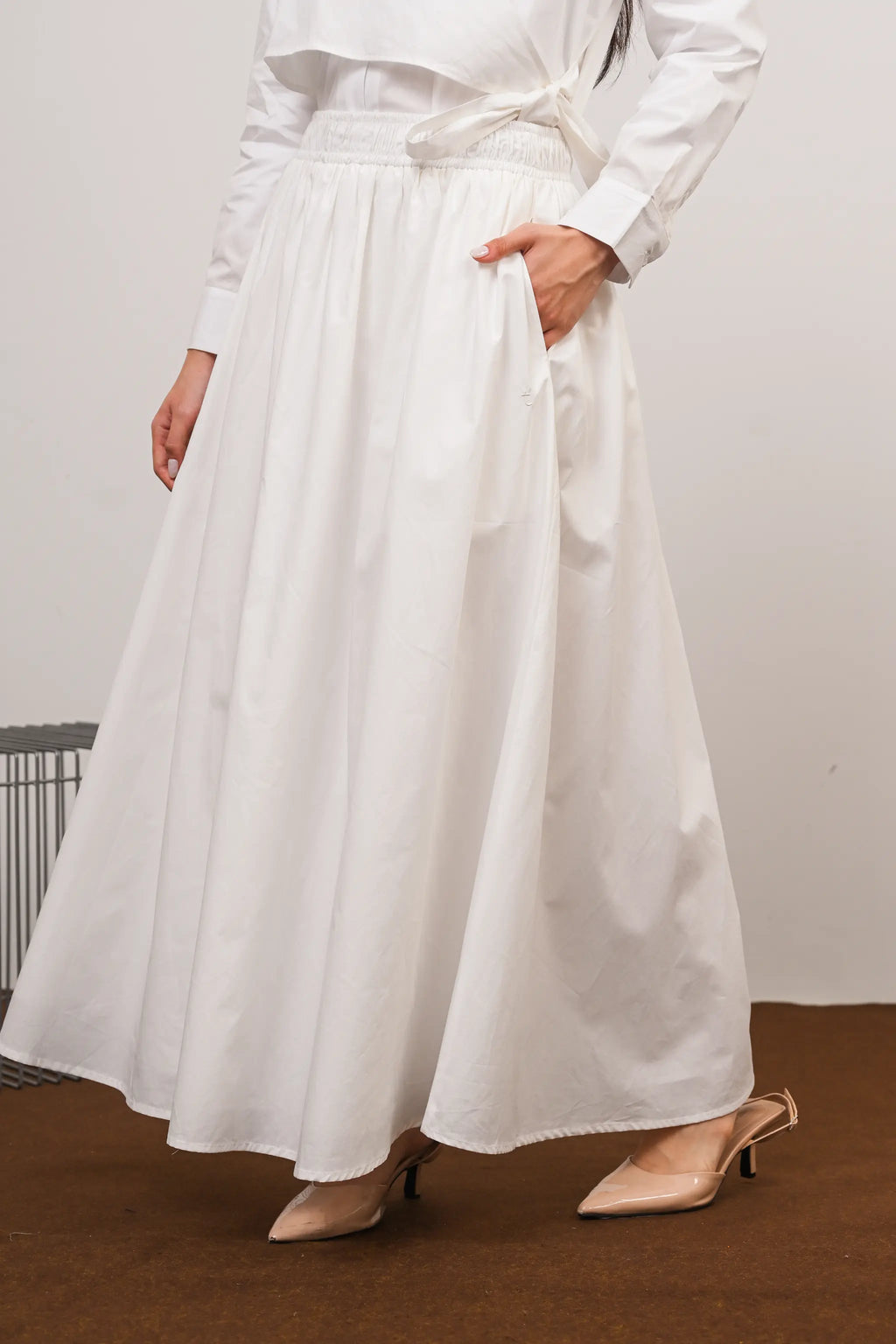 Signature Cotton Poplin Flow Skirt in Off White