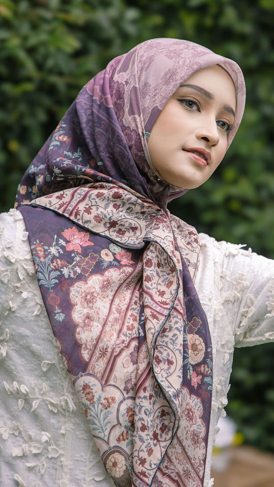 Written in Bloom - Rosewood